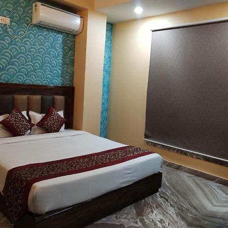 Hotel Aloka Residency Καλκούτα Εξωτερικό φωτογραφία