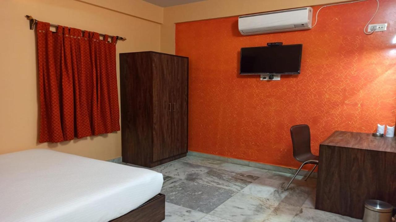 Hotel Aloka Residency Καλκούτα Εξωτερικό φωτογραφία
