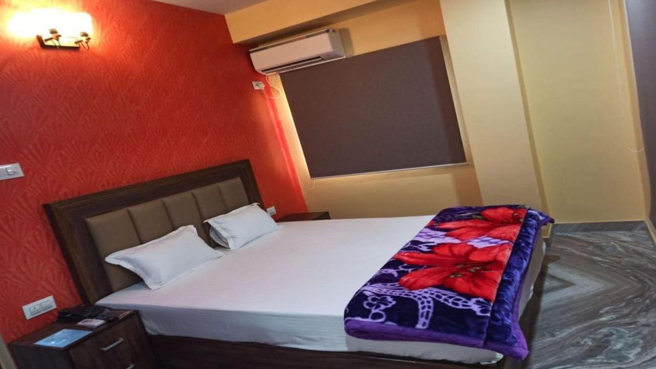 Hotel Aloka Residency Καλκούτα Εξωτερικό φωτογραφία