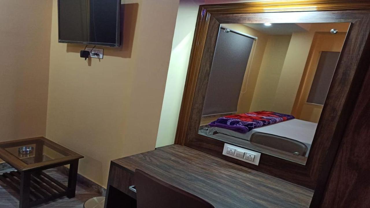 Hotel Aloka Residency Καλκούτα Εξωτερικό φωτογραφία